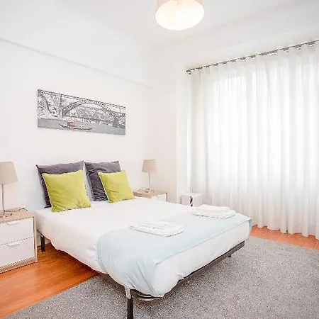 Liiiving In | Light Spacious * Oporto