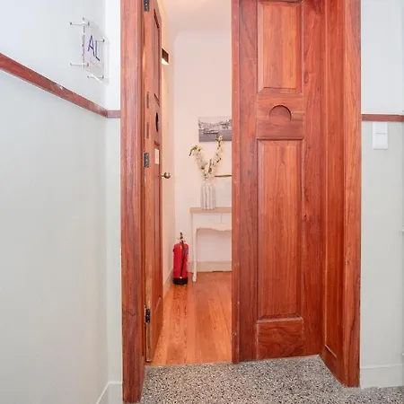 Apartment Liiiving In | Light Spacious *