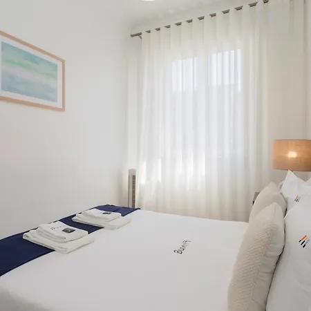 Liiiving In | Light Spacious Apartamento