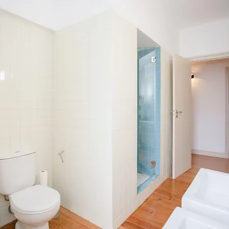 Liiiving In | Light Spacious Apartmán