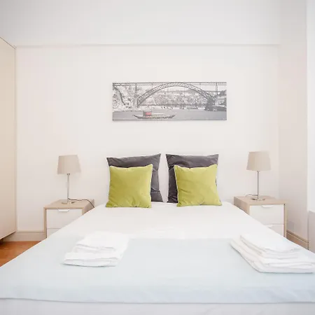Apartmán Liiiving In | Light Spacious