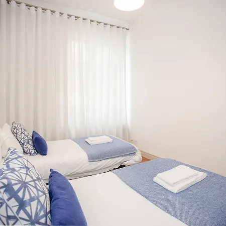 Liiiving In | Light Spacious Apartmán *