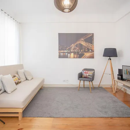 Apartmán Liiiving In | Light Spacious