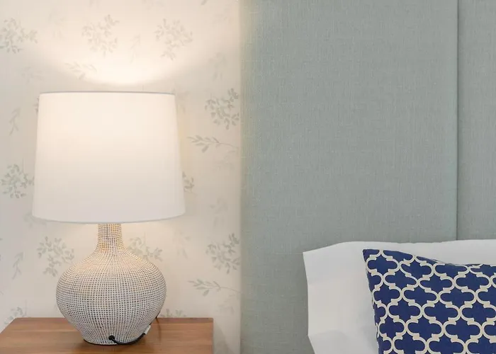 Liiiving In | Light Spacious Appartamento Oporto