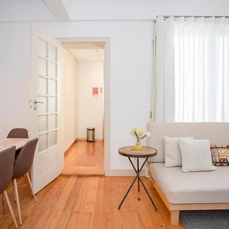 Liiiving In | Light Spacious Apartamento *